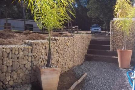 gabion fence with steps