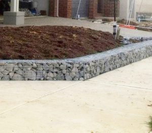 gabion mitred with rock